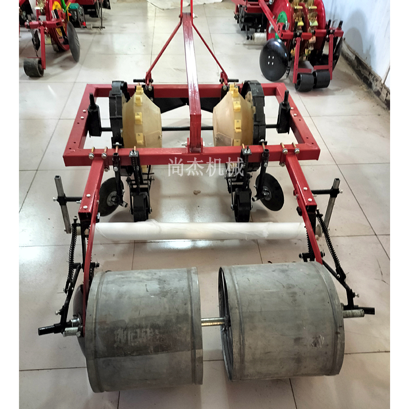 辣椒棉花铺膜播种机